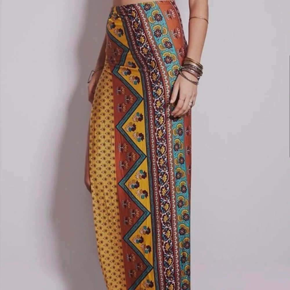 NWOT novella royal ethnic skirt - Picture 3 of 6